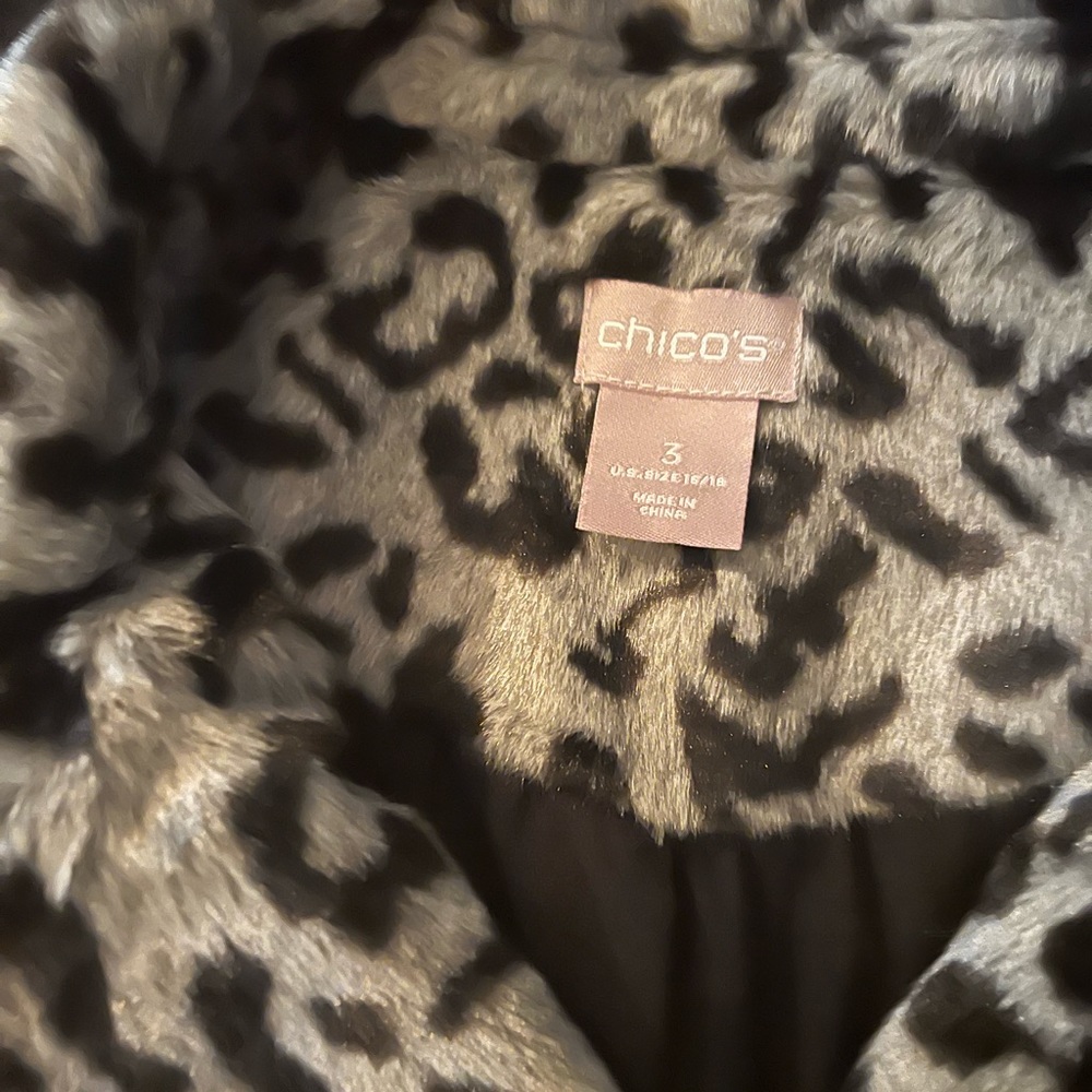 Chico's Black and Cream Leopard Print Belted Blazer - Picture 2 of 4